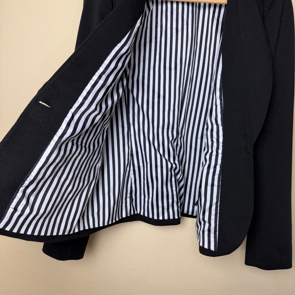 White House Black Market Black Blazer- Size 6 - Picture 8 of 10